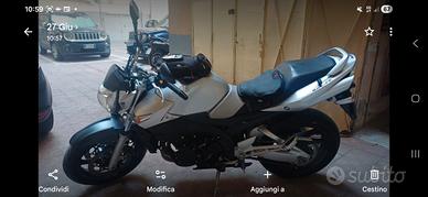 Suzuki gsr 600 2007  11600 km