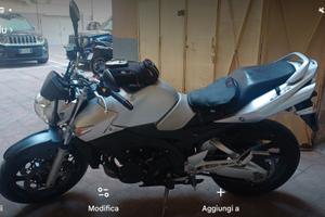 Suzuki gsr 600 2007  11600 km