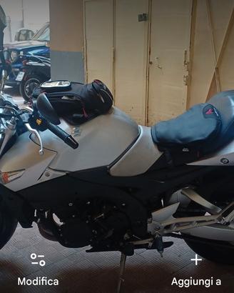 Suzuki gsr 600 2007  11600 km