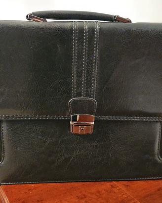 Borsa ventiquattrore