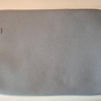 Custodia pc 15.6" Amazon Basic