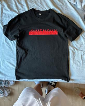 Maglia givenchy
