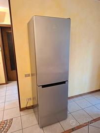 Frigorifero Combi Indesit A++ No Frost Inox