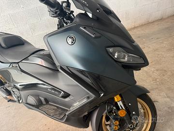 Tmax 560 techemax 2023