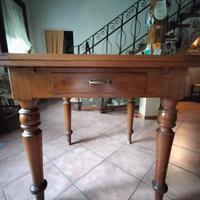tavolo romagnolo, sedie, tavolo vintage.
