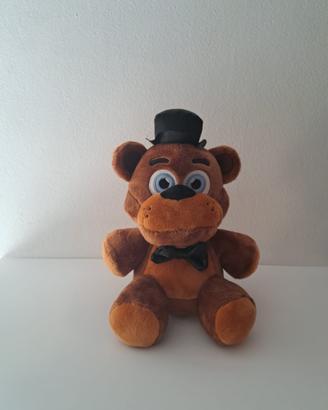 Five Nights At Freddy's Peluche classico di Freddy