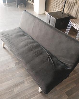 4 divani in similpelle