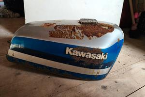 serbatoio e fianchetti Kawasaki Z400J