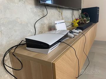 PlayStation 5 slim con il disco  + 2 controller