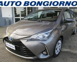 TOYOTA Yaris 1.5 Hybrid 5 porte Business