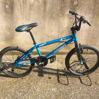 bicicletta bmx 