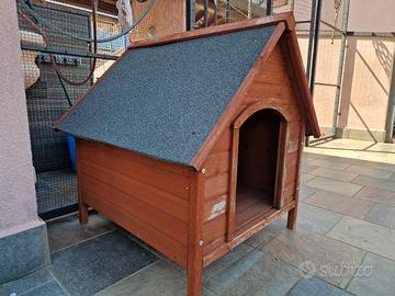 Casetta di legno da giardino per cani 
