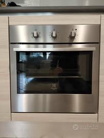 Forno elettrico Electrolux 70L