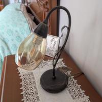 Coppia di lumi da comodino