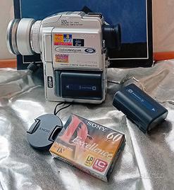 Sony DCR-PC110 miniDV Digital Camcorder