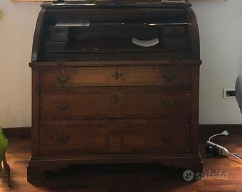 Cassettone  scrittoio in noce