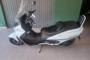 SUZUKI BURGMAN AN 400  anno 2000 - Km  50.000