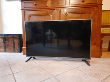 TV 42 pollici LG
