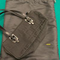 Borsa fendi a spalla in tela