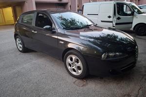 alfa romeo  147 1.6 105cv benzina