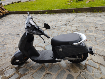 Super Soco CUX pari al nuovo