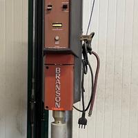 Saldatrice a ultrasuoni industriale Branson 8400