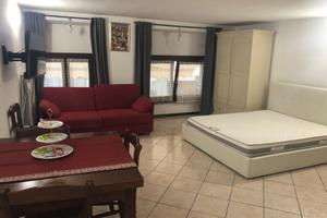 Ampio monolocale nel centro di Saint Vincent