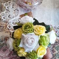 Bouquet di fiori finti