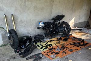 Ricambi Triumph speed triple 1050 2005