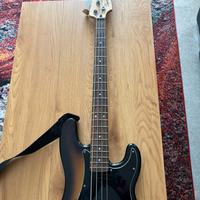 Basso  squier  precision