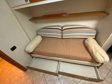 Cameretta singola con armadio a ponte