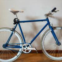 Bicicletta a ruota libera/scatto fisso