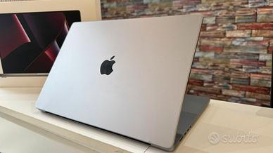 MacBook Pro 14” M3 16Gb Ram 512Gb