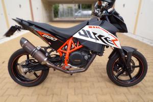 MOTO KTM DUKE 690 R ABS DEL 2011 CON 29.950 km