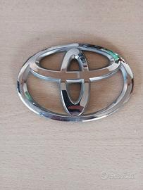 Stemma/Logo Cofano anteriore Toyota Aygo