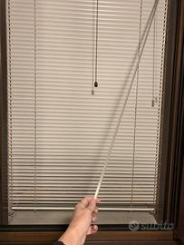 Tende veneziane in alluminio per finestre