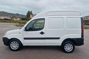 Fiat Doblò XL (tetto alto)