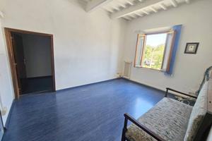 Appartamento di 140 m² con più di 5 locali a Monte