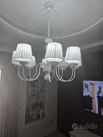 lampadario a 8 luci 