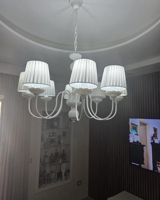 lampadario a 8 luci 