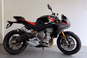 Aprilia Tuono 660 Factory
