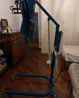 Sollevatore elettrico per anziani