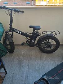 Bicicletta elettrica Nilox, buono stato, poco usat