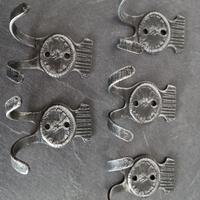 Lotto ganci appendiabiti. ferro battuto.