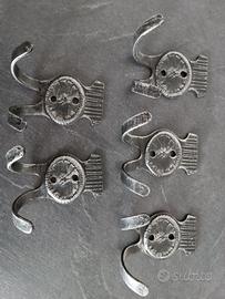 Lotto ganci appendiabiti. ferro battuto.