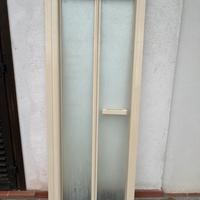 Porta doccia a due ante in cristallo satinato