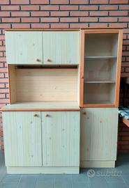 Credenza anni 60 in laminato con ante.