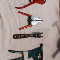 Spella cavi, affila lame, pinza e punzonatore