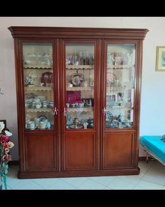 vetrina soggiorno antiquariato 
