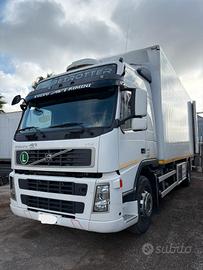 MOTRICE VOLVO FM300 FRIGO